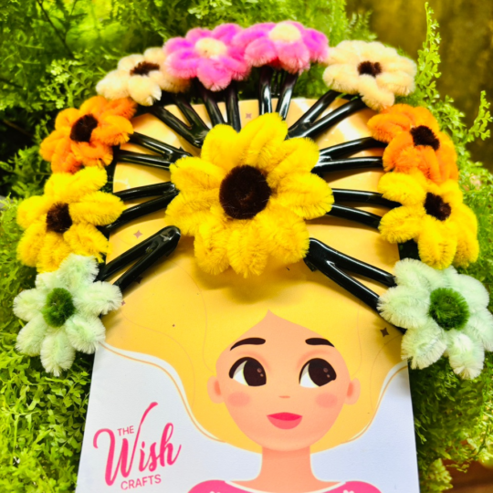 Fluffy Flower Clip