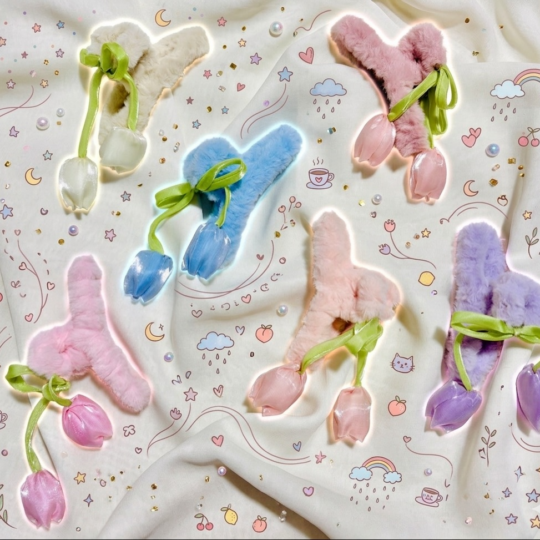Tulip Hair Clips